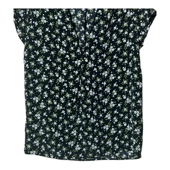 1540. HALOGEN SHORT CAP SLEEVE FLORAL PATTERN TOP 100% POLYESTER BLACK/WHITE - Picture 5 of 10